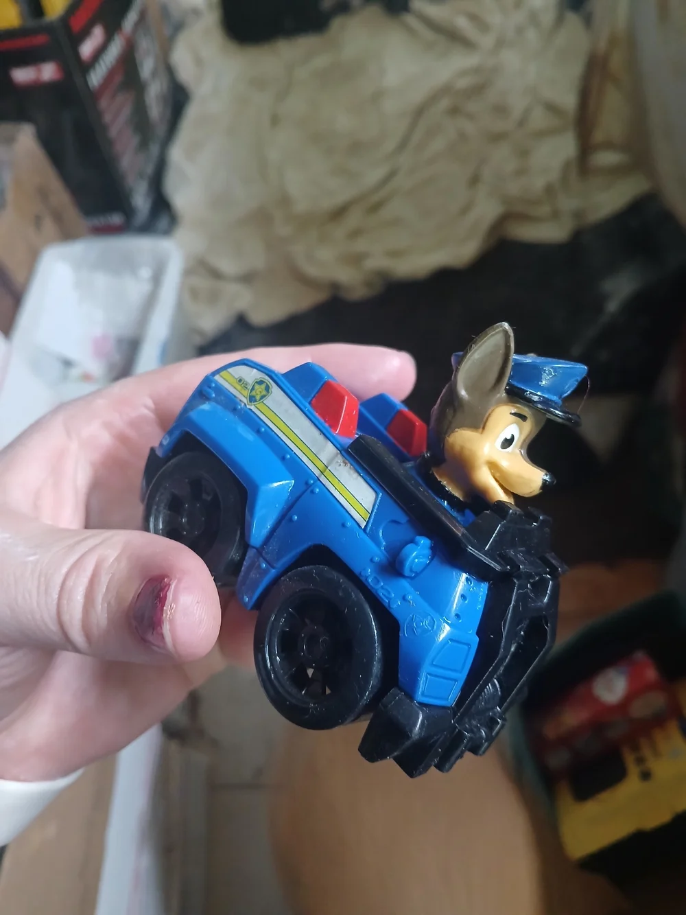 Spin Master Paw Patrol Rescue Racer featuring Chase in his signature blue police